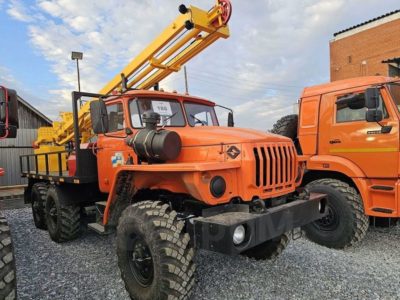 Буровая установка Урал 4320